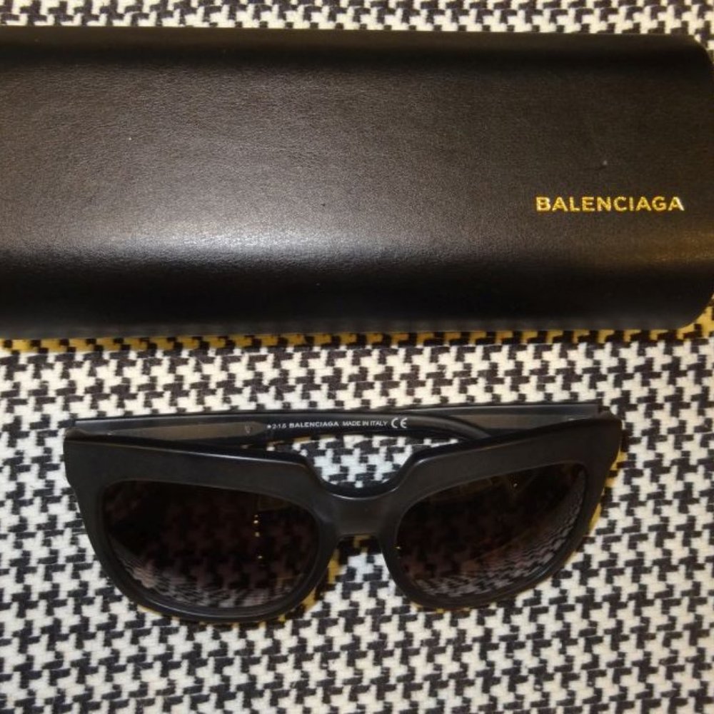 Balenciaga sunglasses - Picture 2 of 8